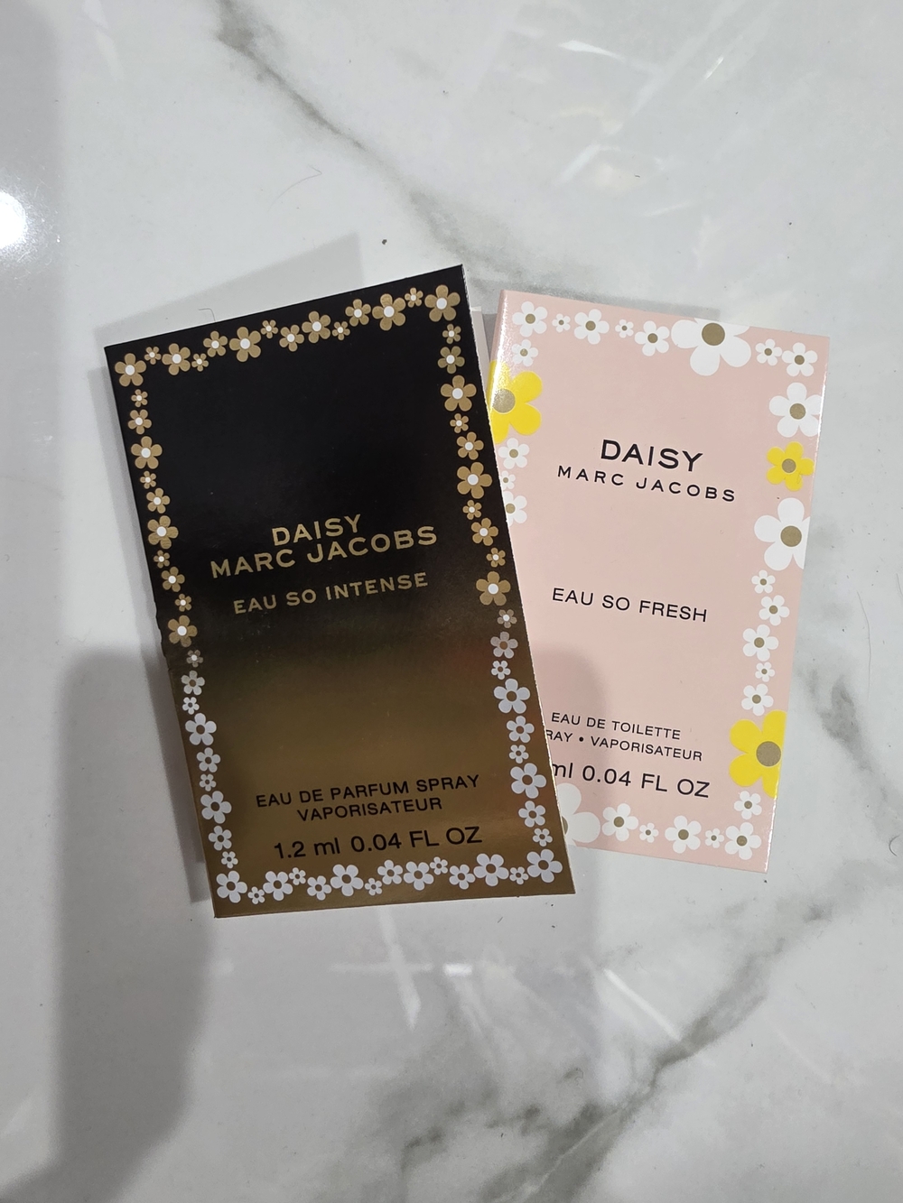 Marc Jacobs Daisy Eau So Intense & Eau So Fresh Sample Pack - 1.2mL each